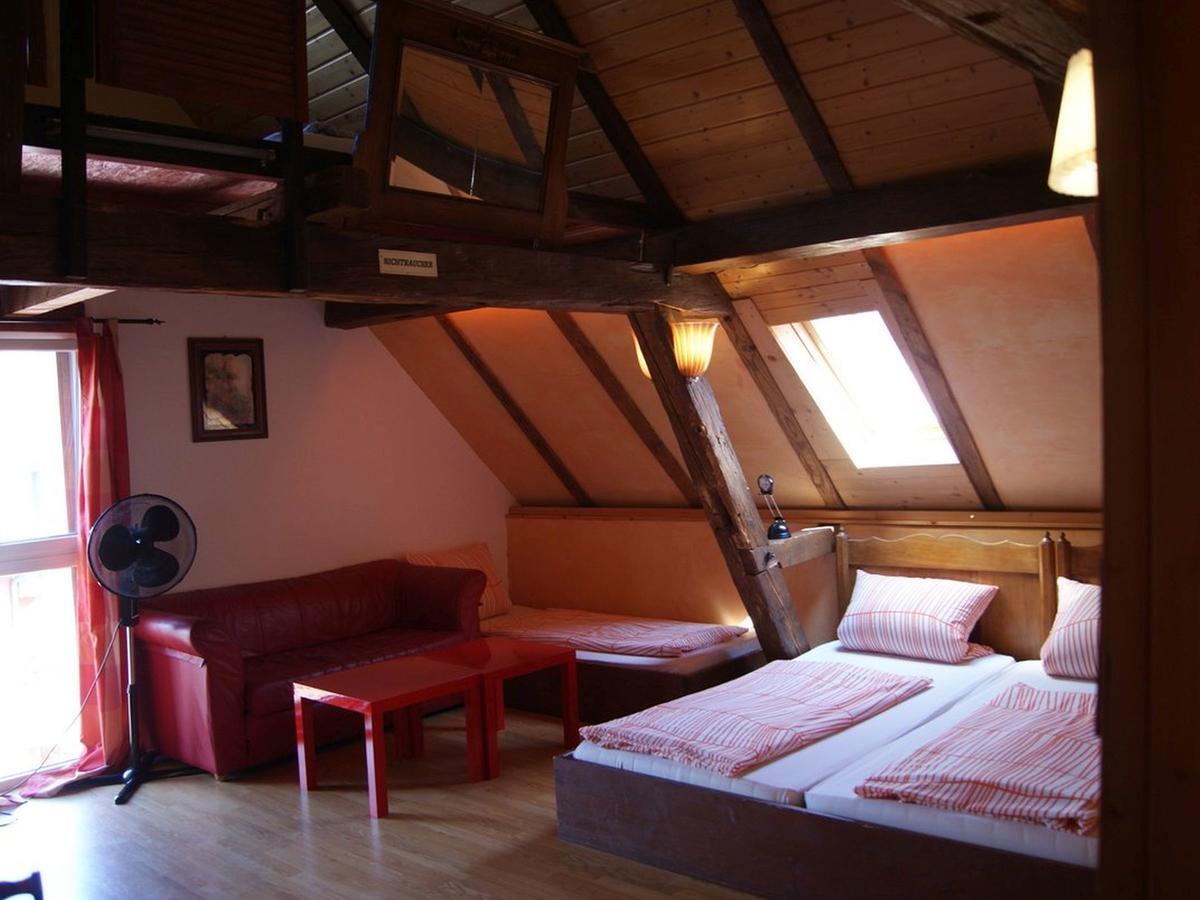Gasthaus Alte Brauerei إيتينهايم المظهر الخارجي الصورة